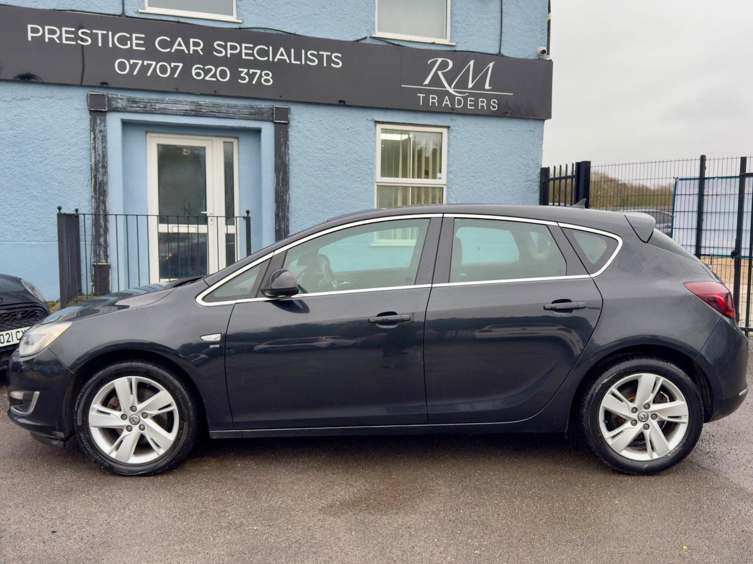 Used Vauxhall Astra 2013 for sale - 77460514: Photo 5