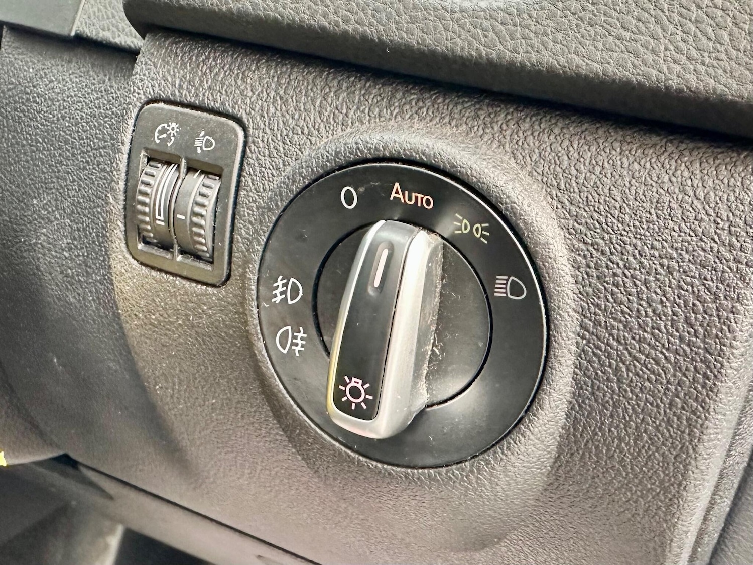 Used Volkswagen Tiguan 2012 for sale - 76251247: Photo 27