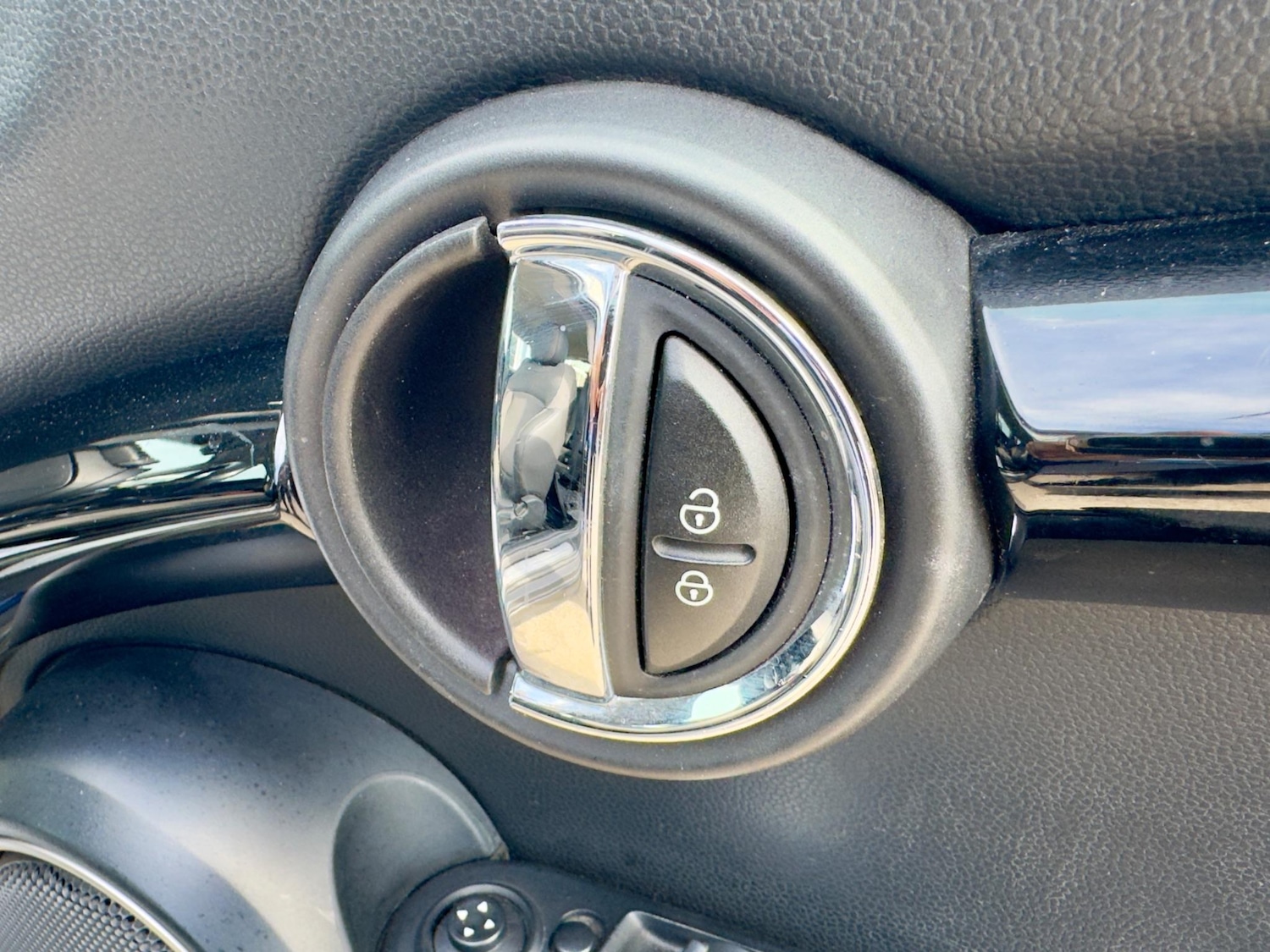 Used MINI Hatch 2015 for sale - 77460518: Photo 26