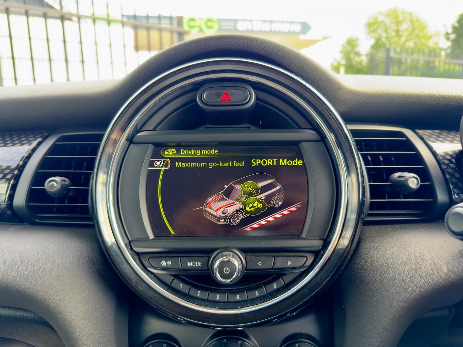 Used MINI Hatch 2015 for sale - 77460518: Photo 40