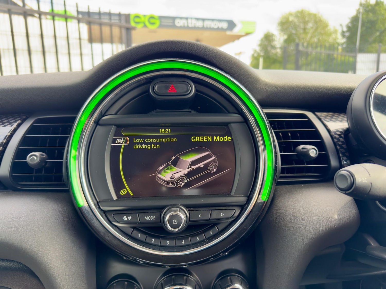 Used MINI Hatch 2015 for sale - 77460518: Photo 42