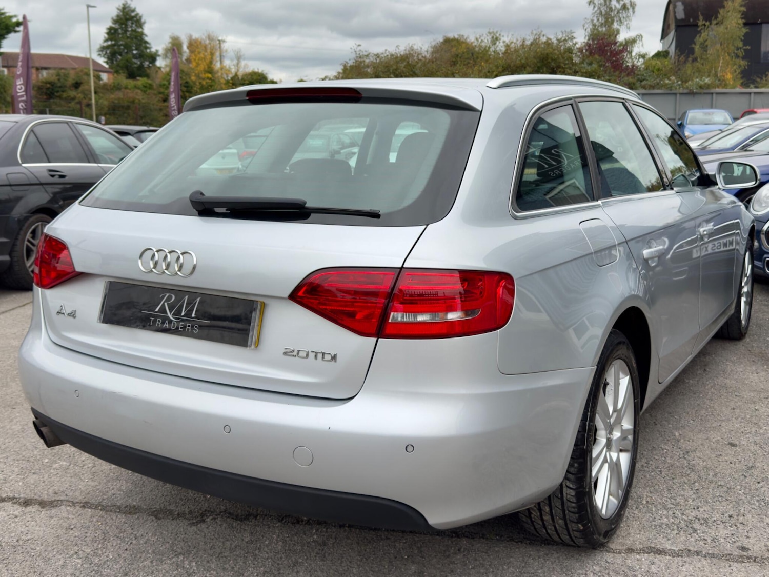 Used Audi A4 2010 for sale - 76997290: Photo 11