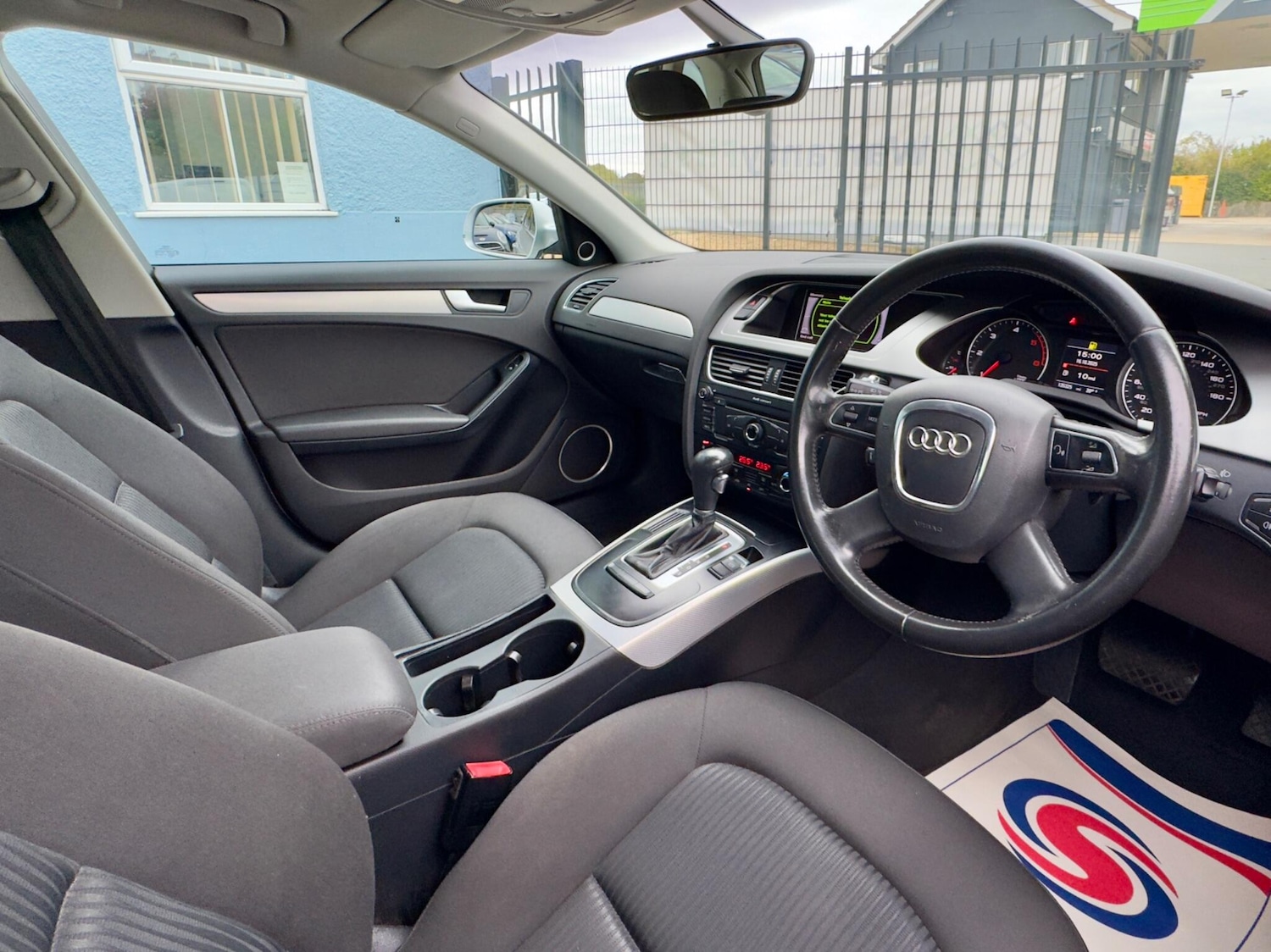 Used Audi A4 2010 for sale - 76997290: Photo 15