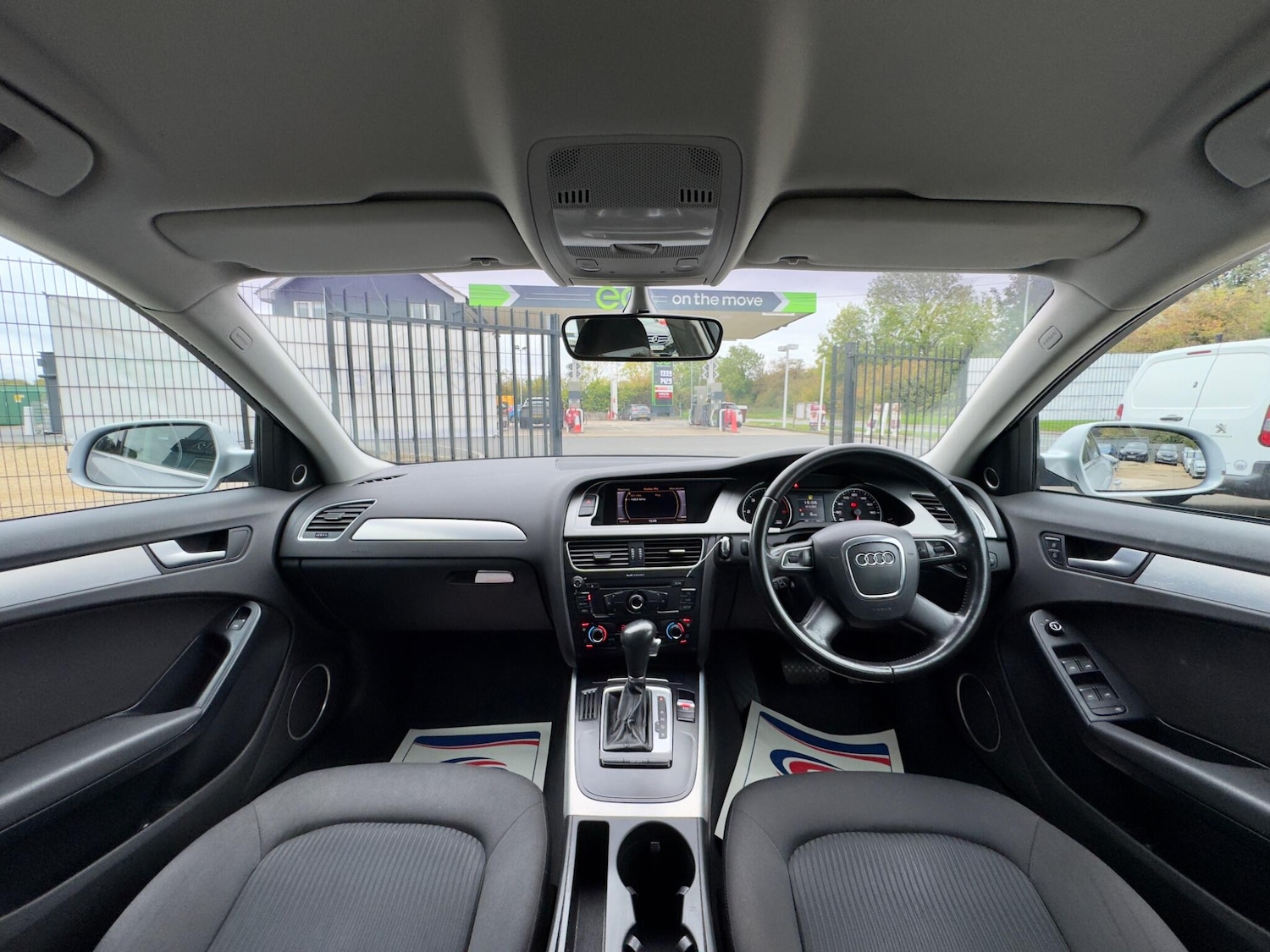 Used Audi A4 2010 for sale - 76997290: Photo 16