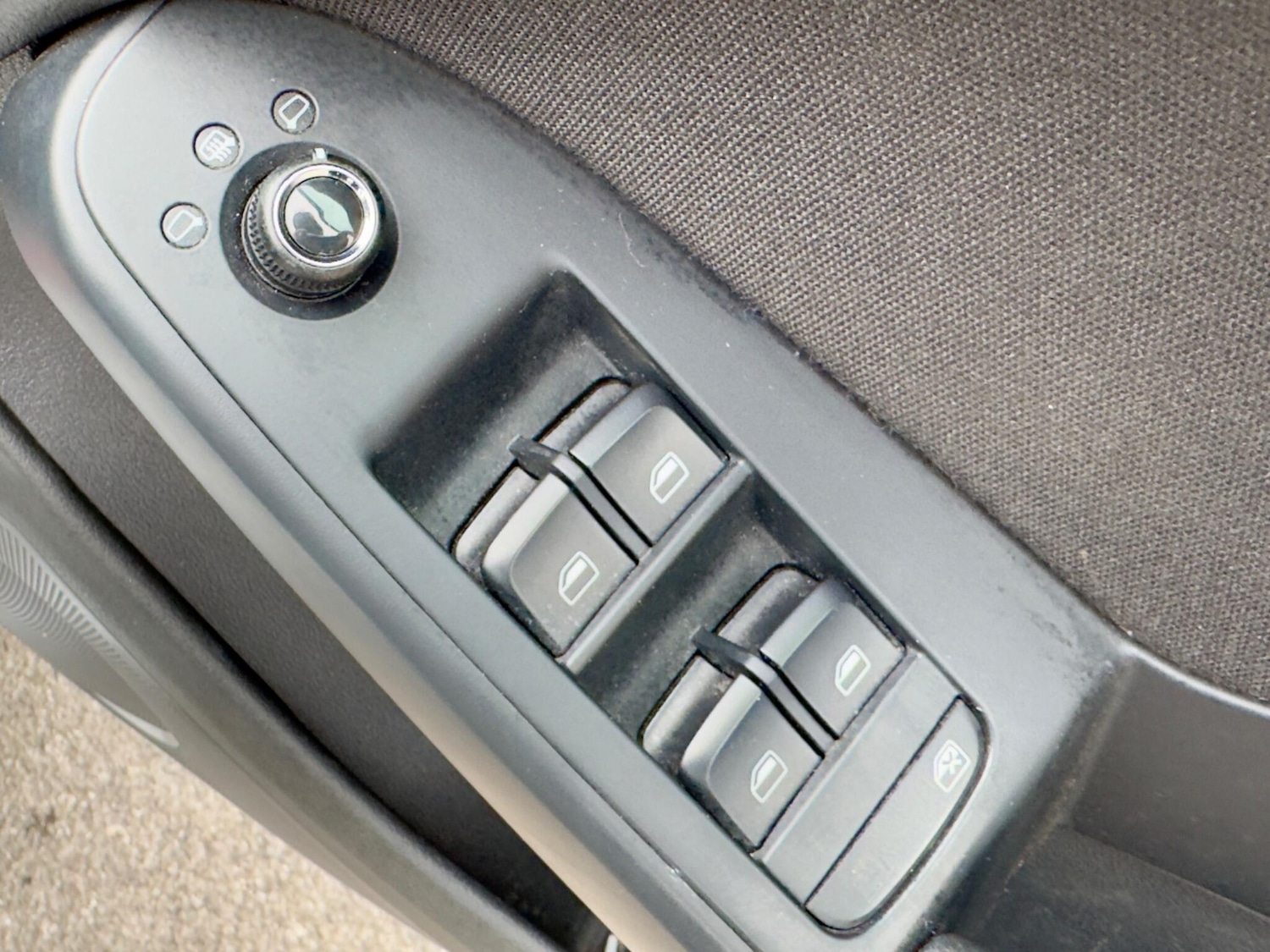 Used Audi A4 2010 for sale - 76997290: Photo 25