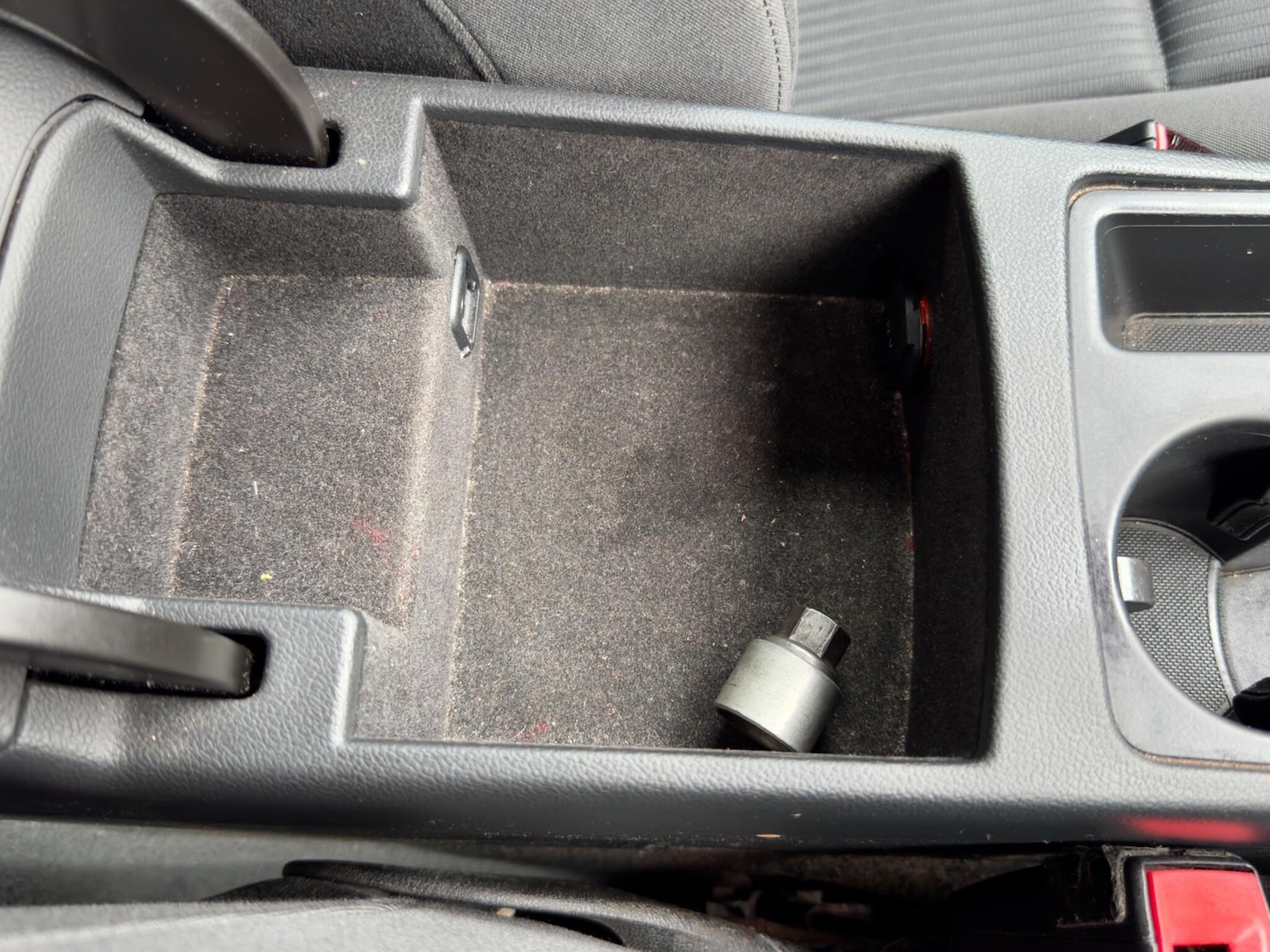 Used Audi A4 2010 for sale - 76997290: Photo 47