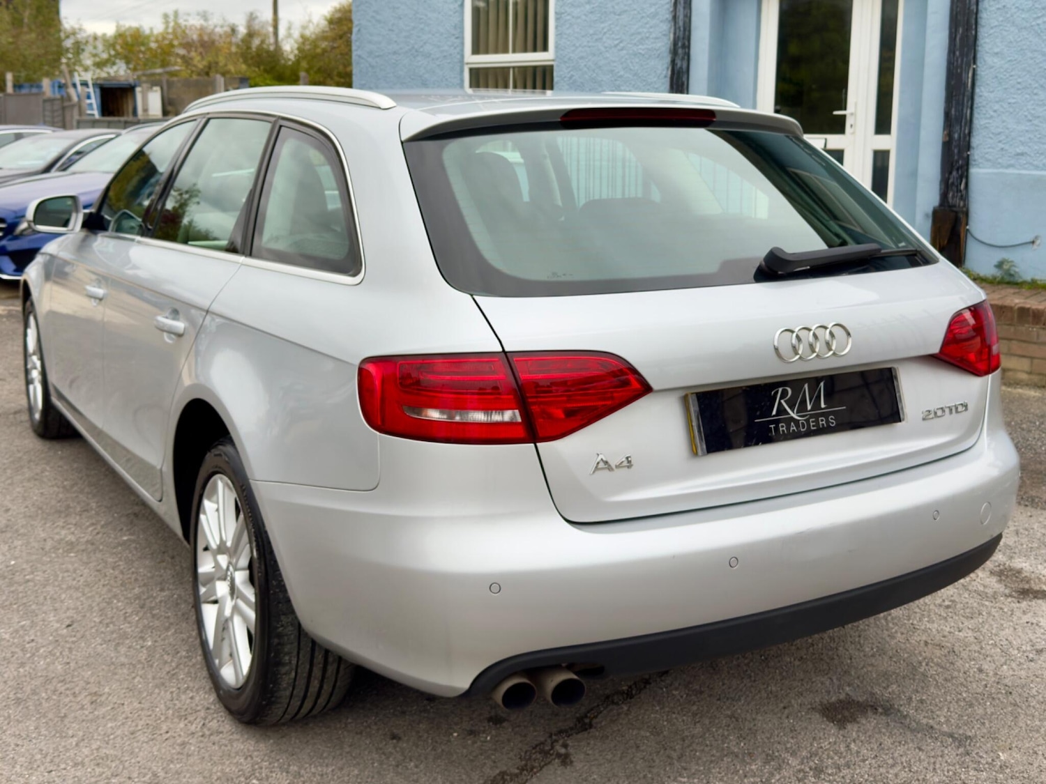 Used Audi A4 2010 for sale - 76997290: Photo 9