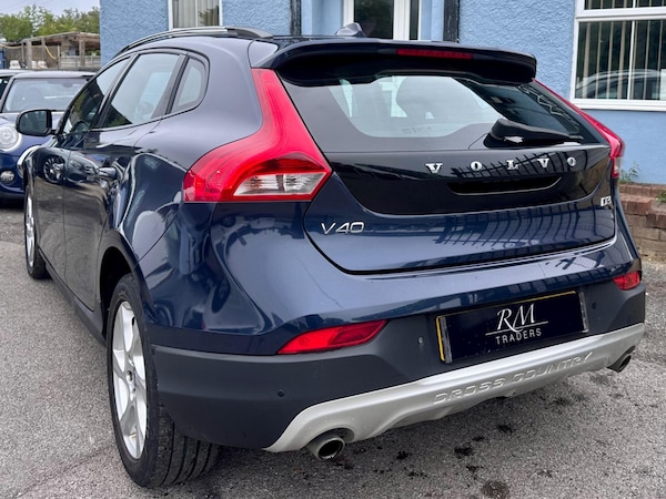 Used Volvo V40 Cross Country 2014 for sale - 73235701: Photo 11