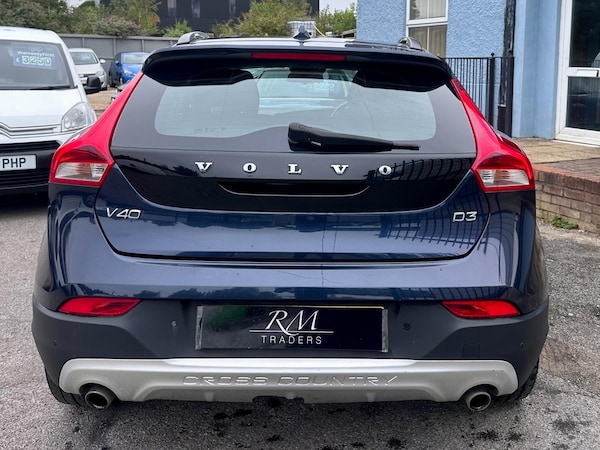 Used Volvo V40 Cross Country 2014 for sale - 73235701: Photo 13