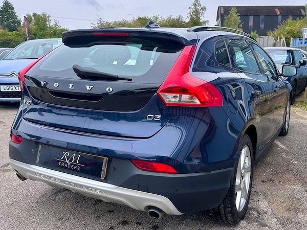 Used Volvo V40 Cross Country 2014 for sale - 73235701: Photo 14