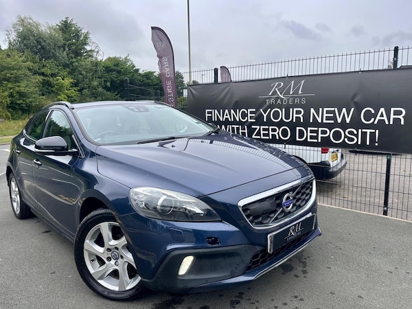 Used Volvo V40 Cross Country 2014 for sale - 73235701: Photo 1