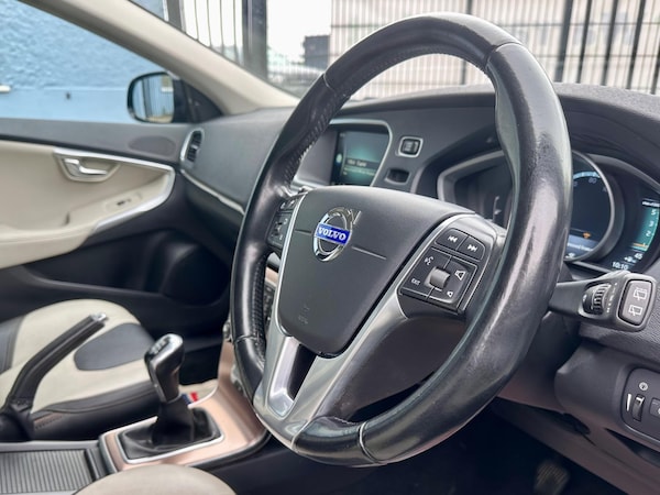 Used Volvo V40 Cross Country 2014 for sale - 73235701: Photo 28