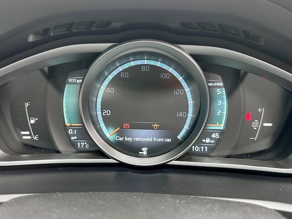 Used Volvo V40 Cross Country 2014 for sale - 73235701: Photo 31