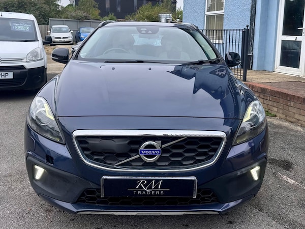 Used Volvo V40 Cross Country 2014 for sale - 73235701: Photo 6