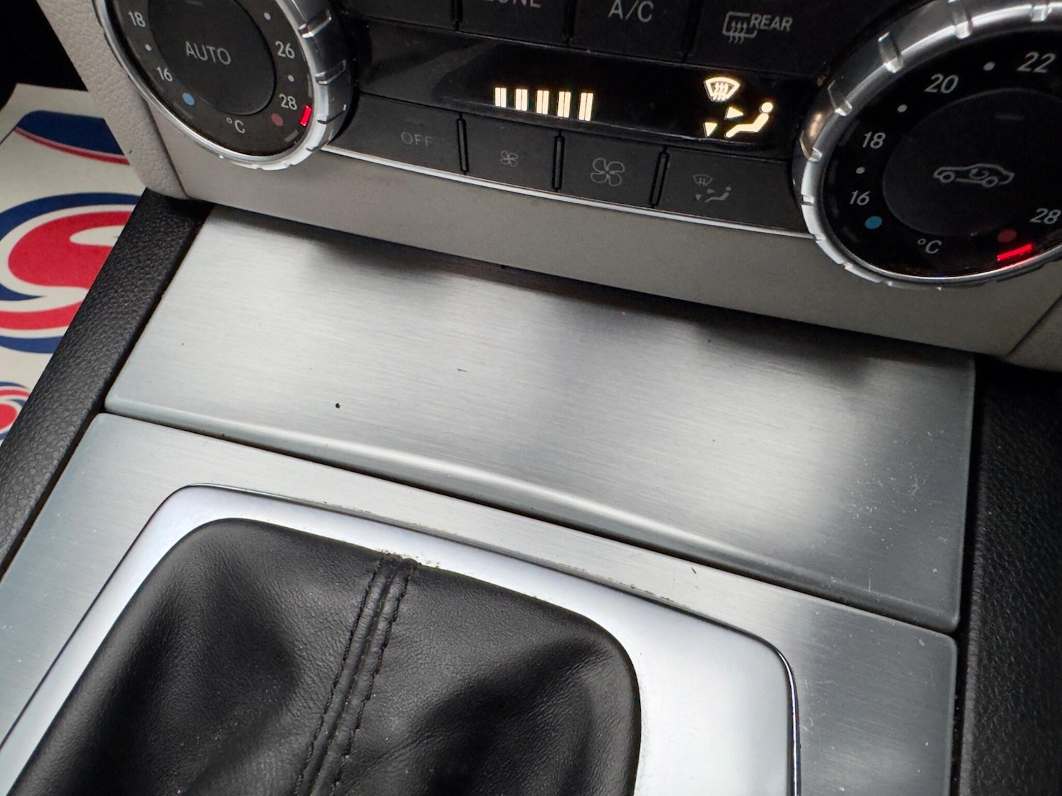 Used Mercedes-Benz C Class 2012 for sale - 77292043: Photo 38