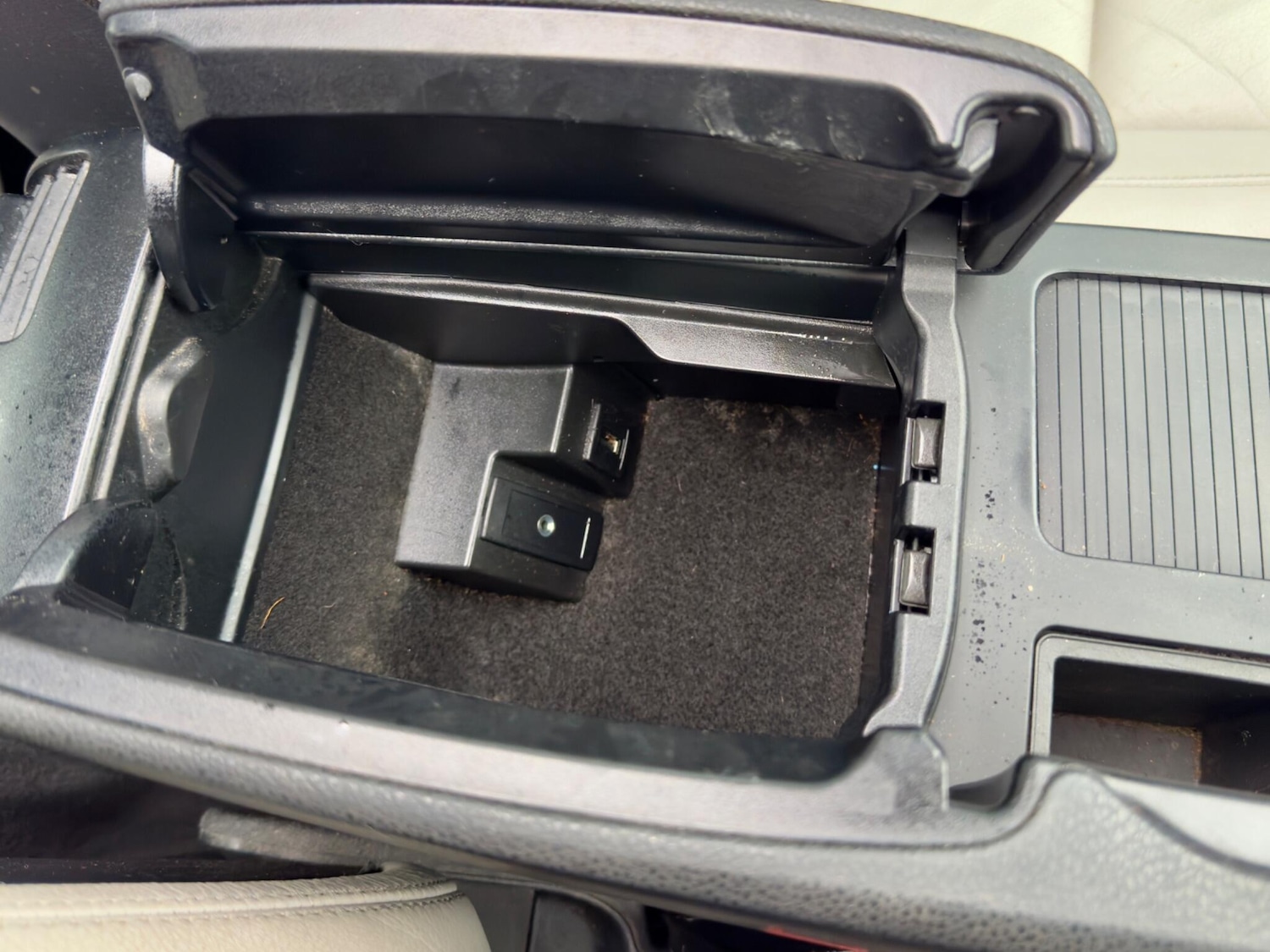 Used Mercedes-Benz C Class 2012 for sale - 77292043: Photo 45