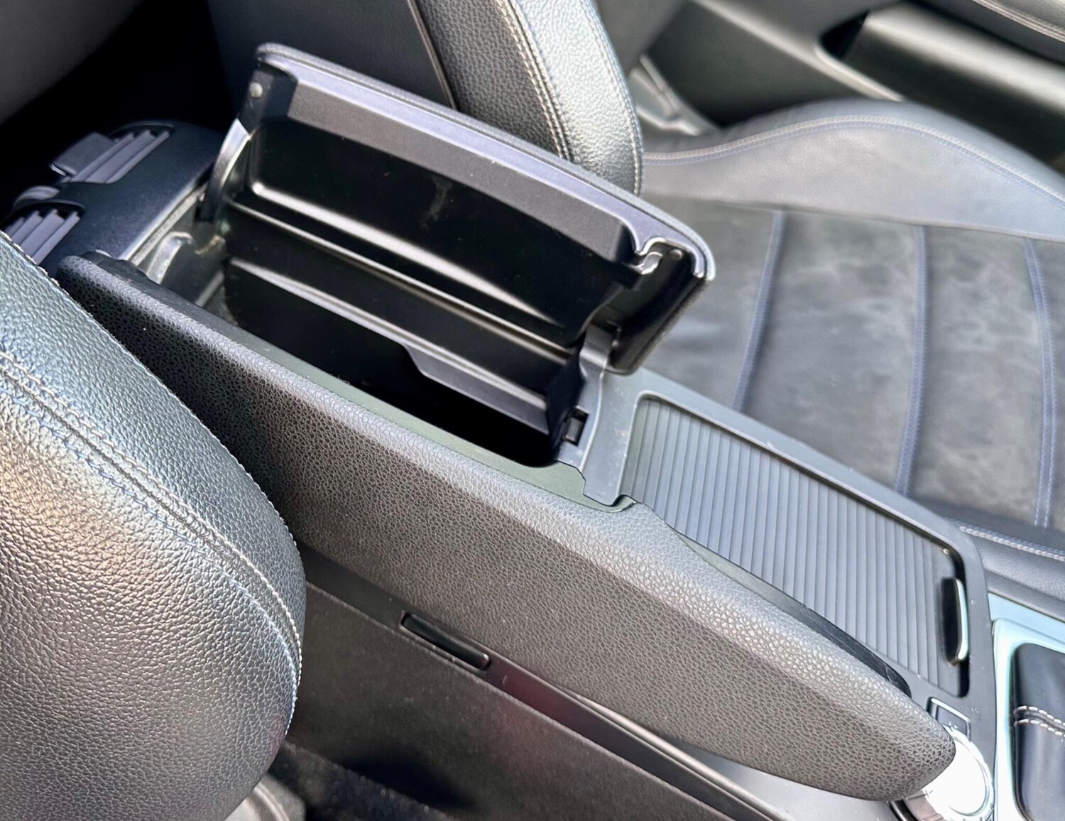 Used Mercedes-Benz C Class 2014 for sale - 77460527: Photo 50