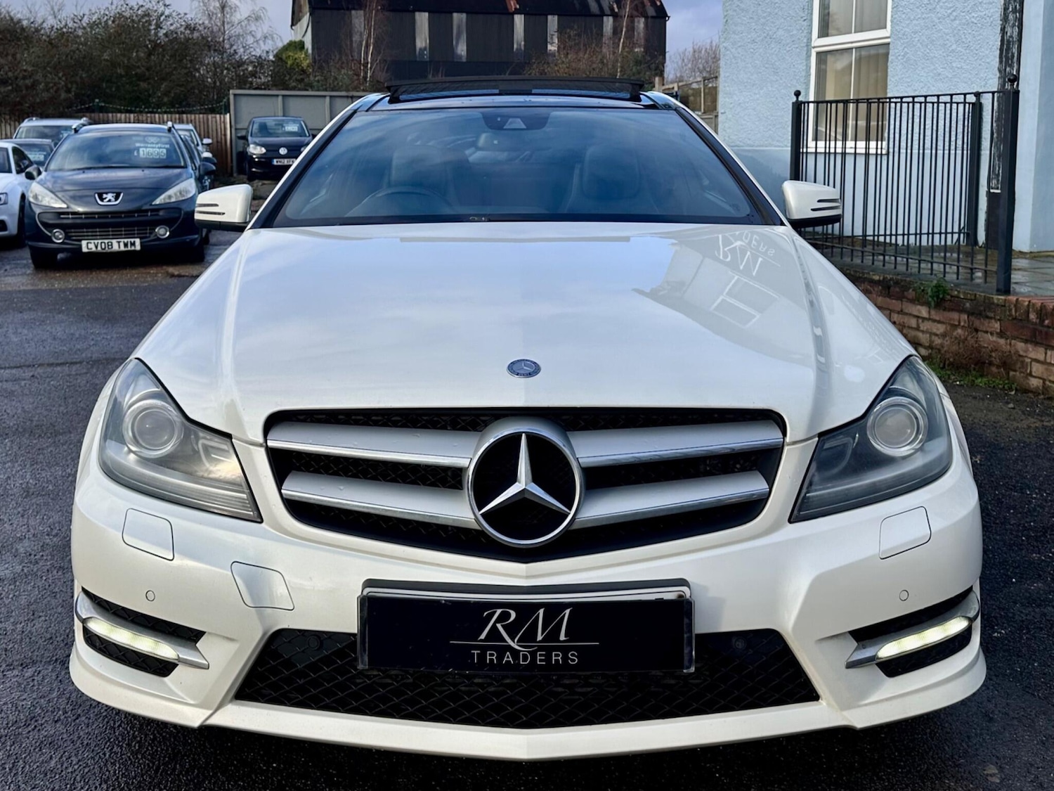 Used Mercedes-Benz C Class 2014 for sale - 77460527: Photo 6