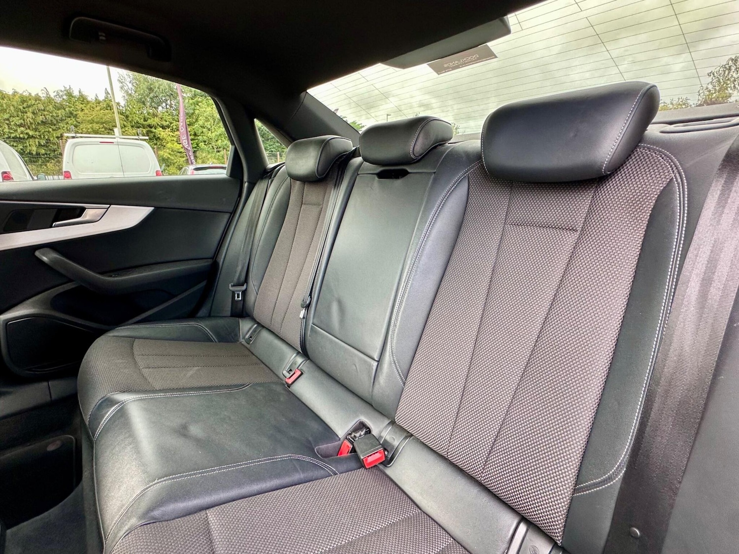 Used Audi A4 2017 for sale - 76988950: Photo 22