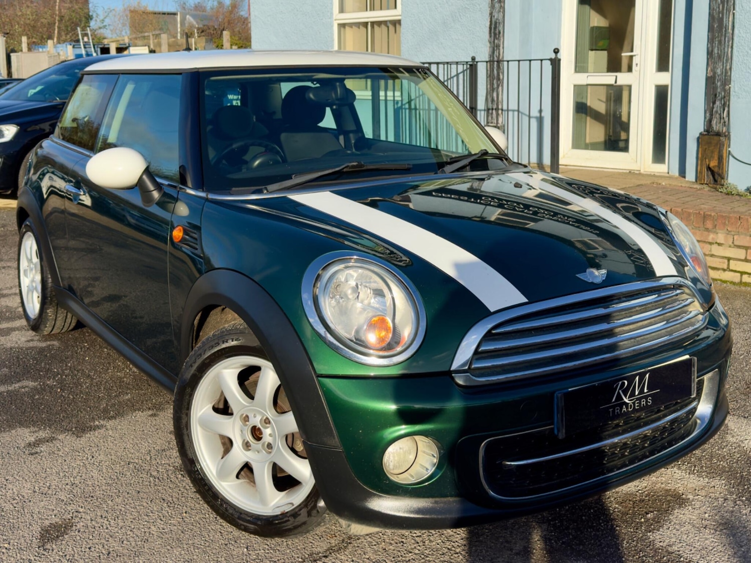 Used MINI Hatch 2011 for sale - 76886409: Photo 1