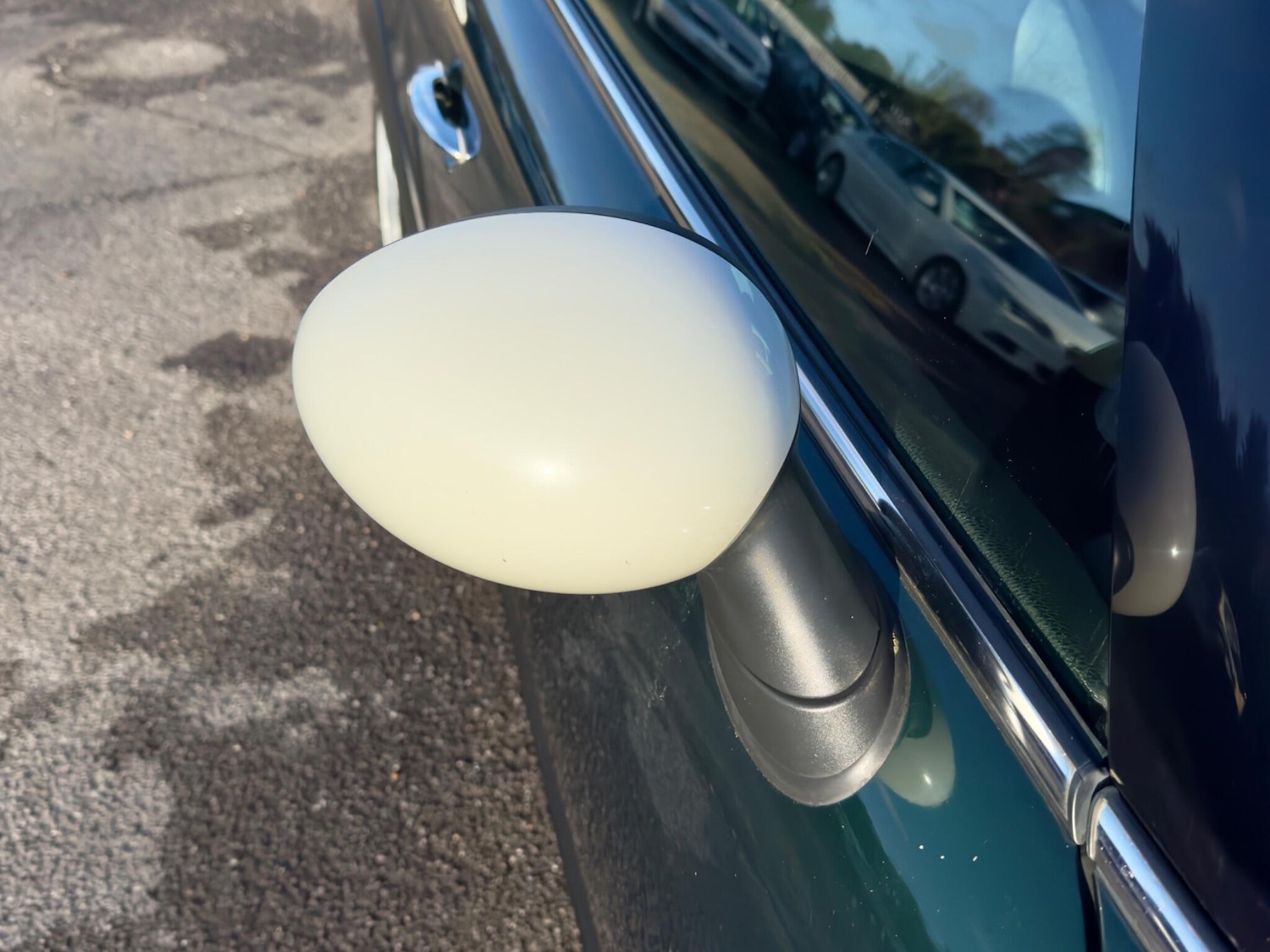 Used MINI Hatch 2011 for sale - 76886409: Photo 2