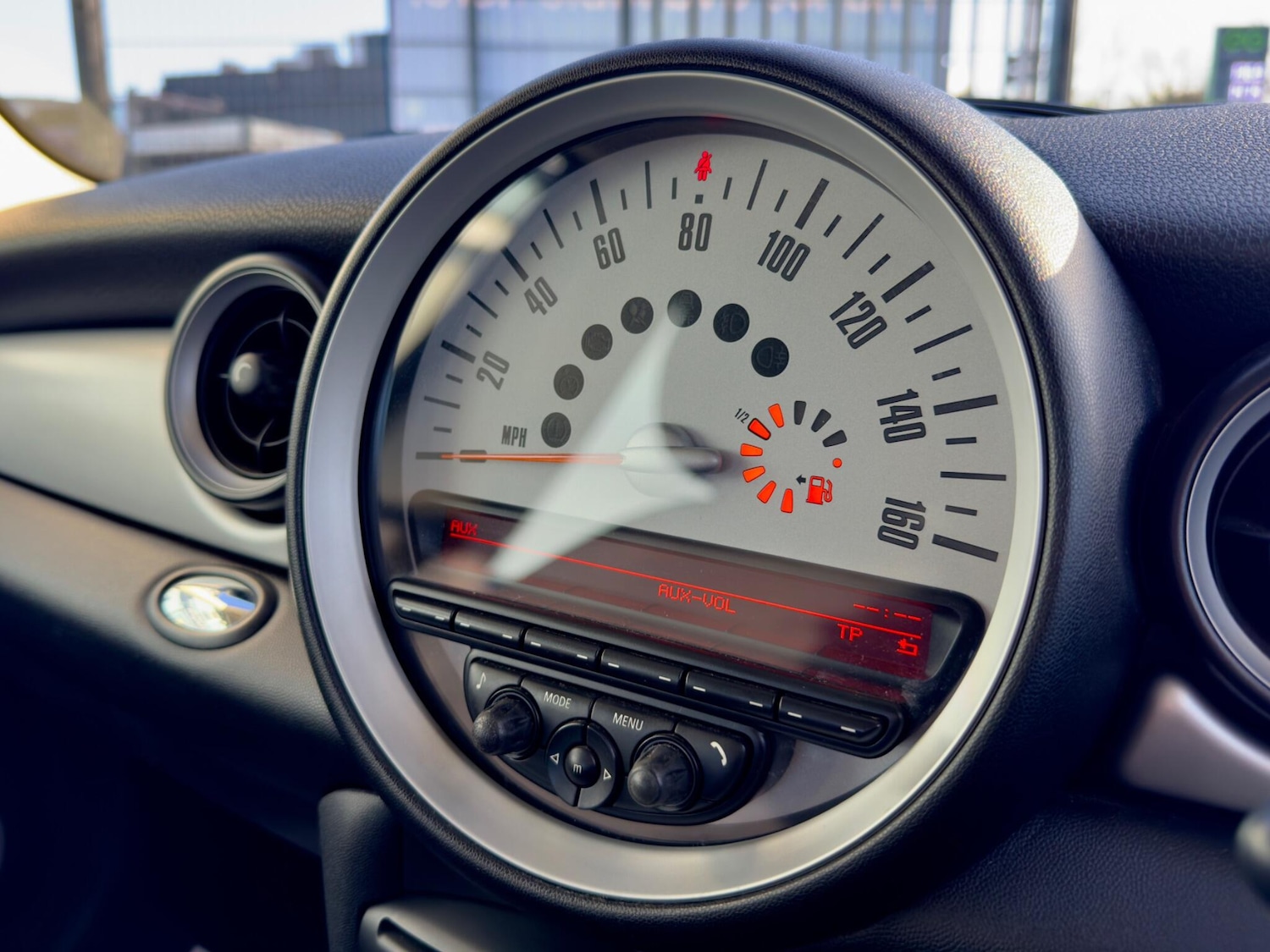 Used MINI Hatch 2011 for sale - 76886409: Photo 23