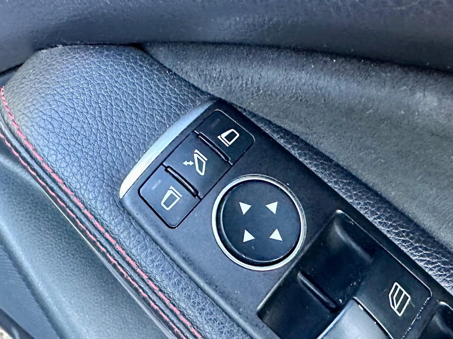 Used Mercedes-Benz A-Class 2017 for sale - 76781782: Photo 30