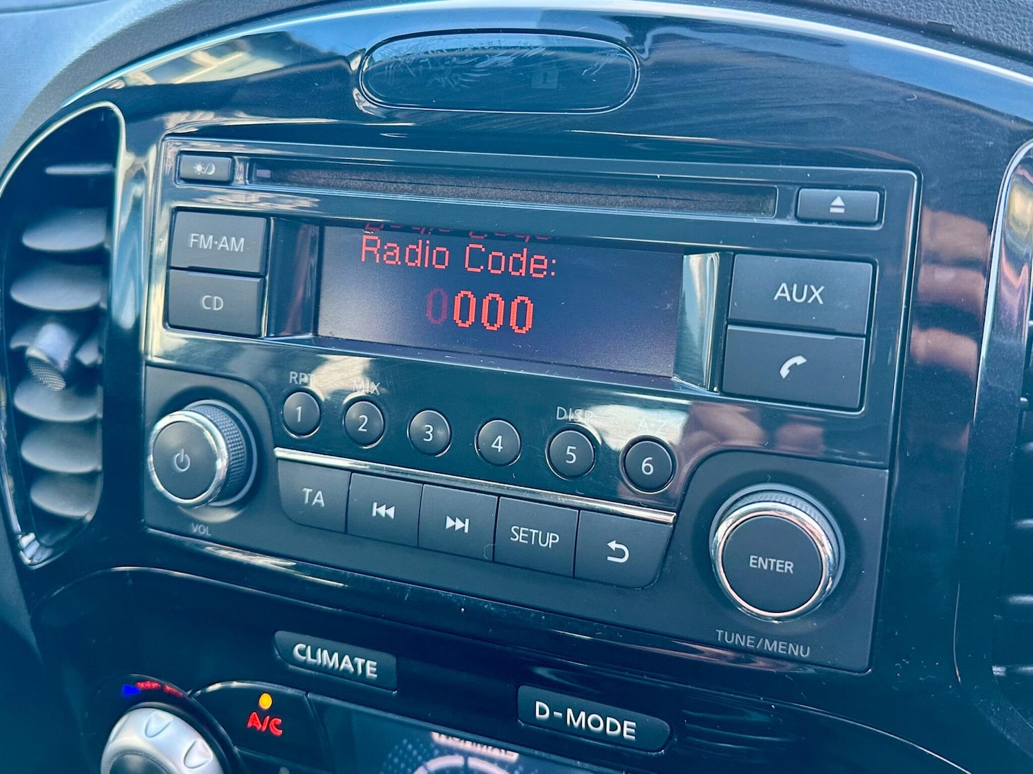 Used Nissan Juke 2014 for sale - 76700838: Photo 25