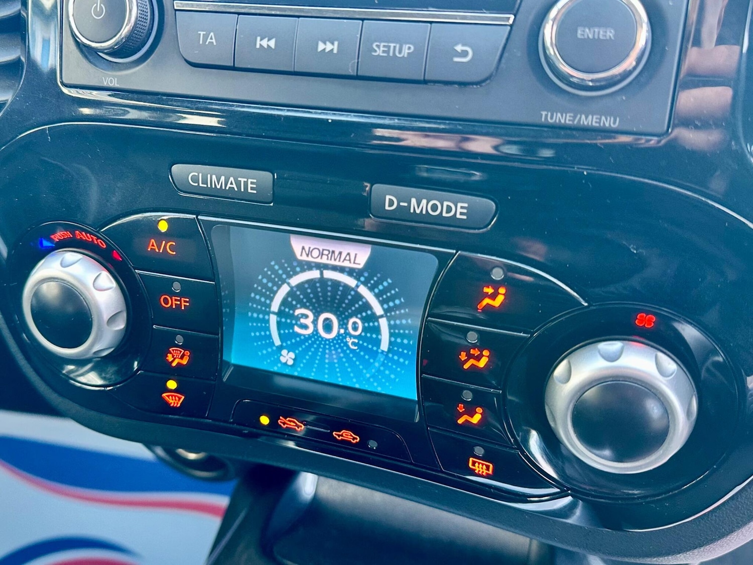 Used Nissan Juke 2014 for sale - 76700838: Photo 26