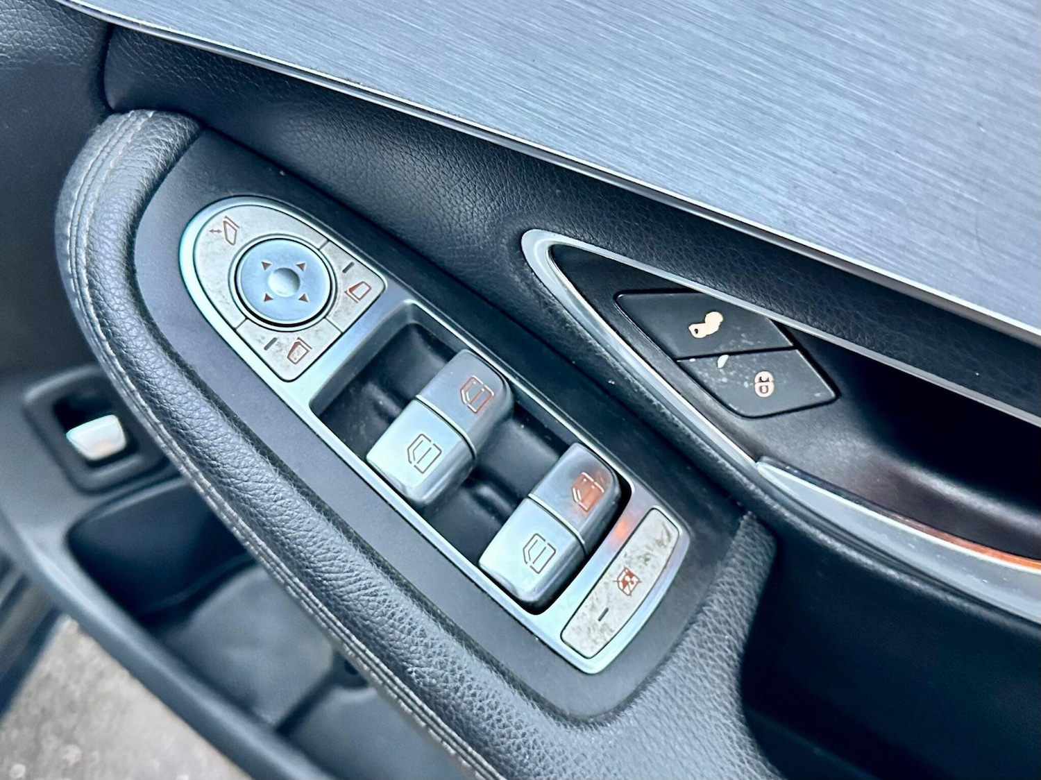 Used Mercedes-Benz C Class 2016 for sale - 76499433: Photo 31