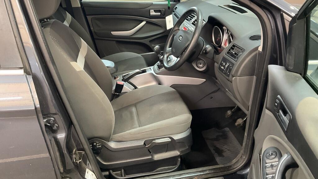 Used Ford Kuga 2010 for sale - 77162986: Photo 8