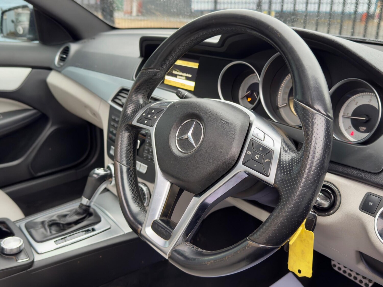Used Mercedes-Benz C Class 2012 for sale - 77460516: Photo 27