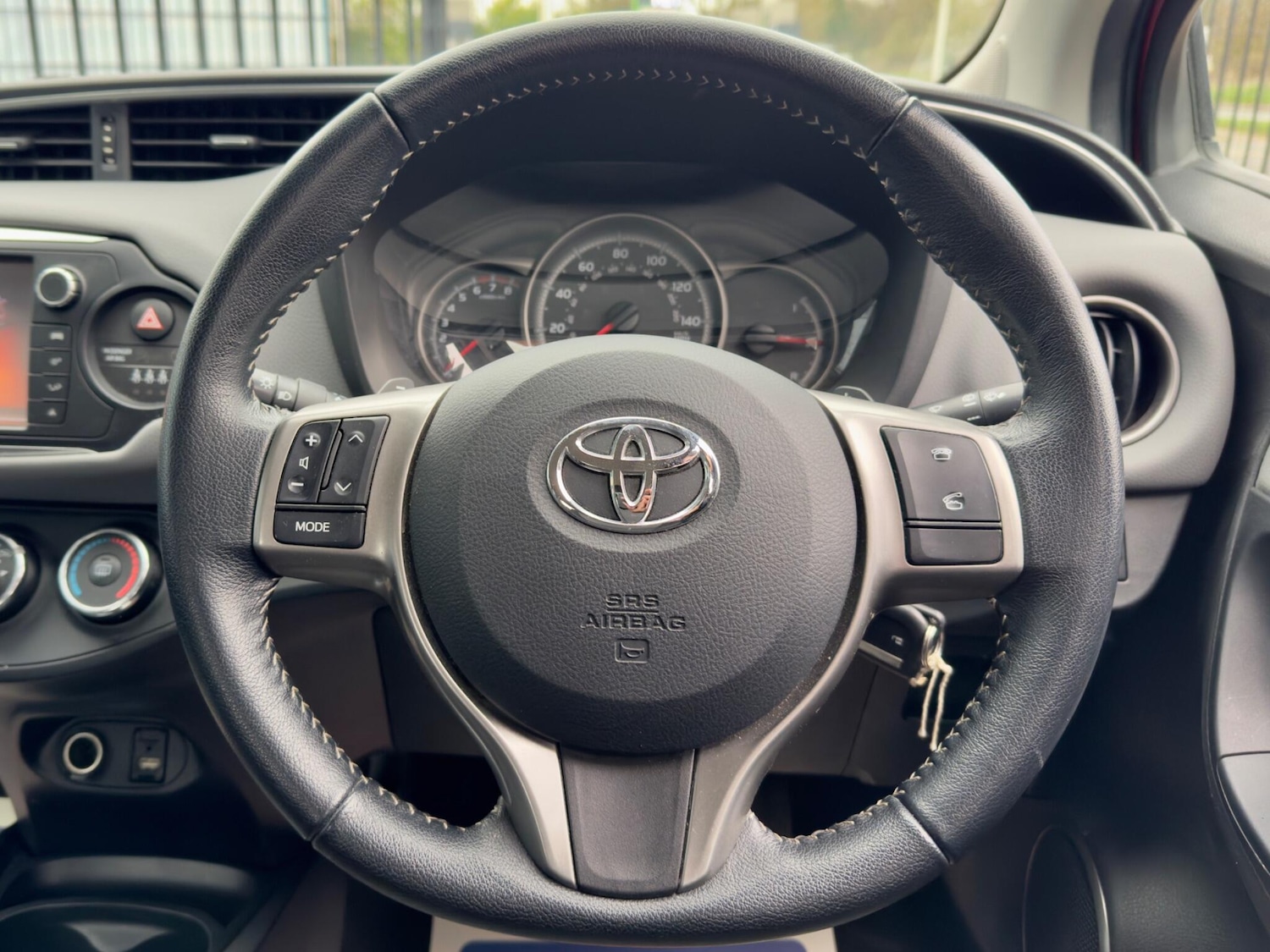 Used Toyota Yaris for sale - 77784755: Photo 25