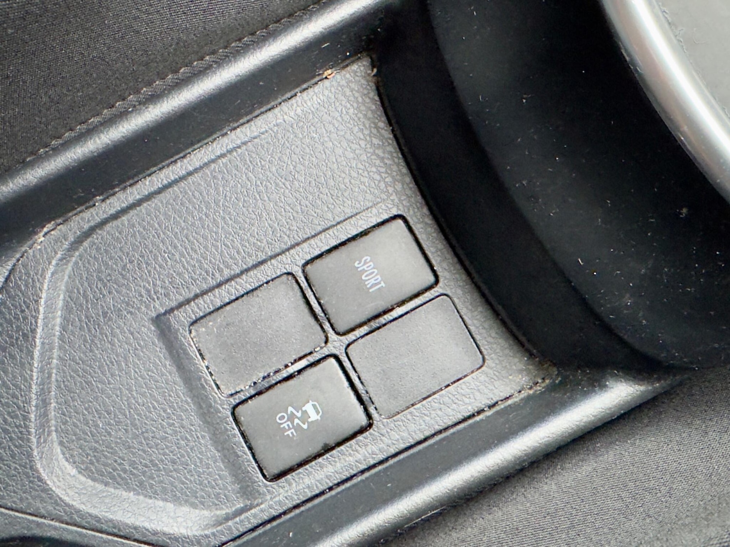 Used Toyota Yaris for sale - 77784755: Photo 37