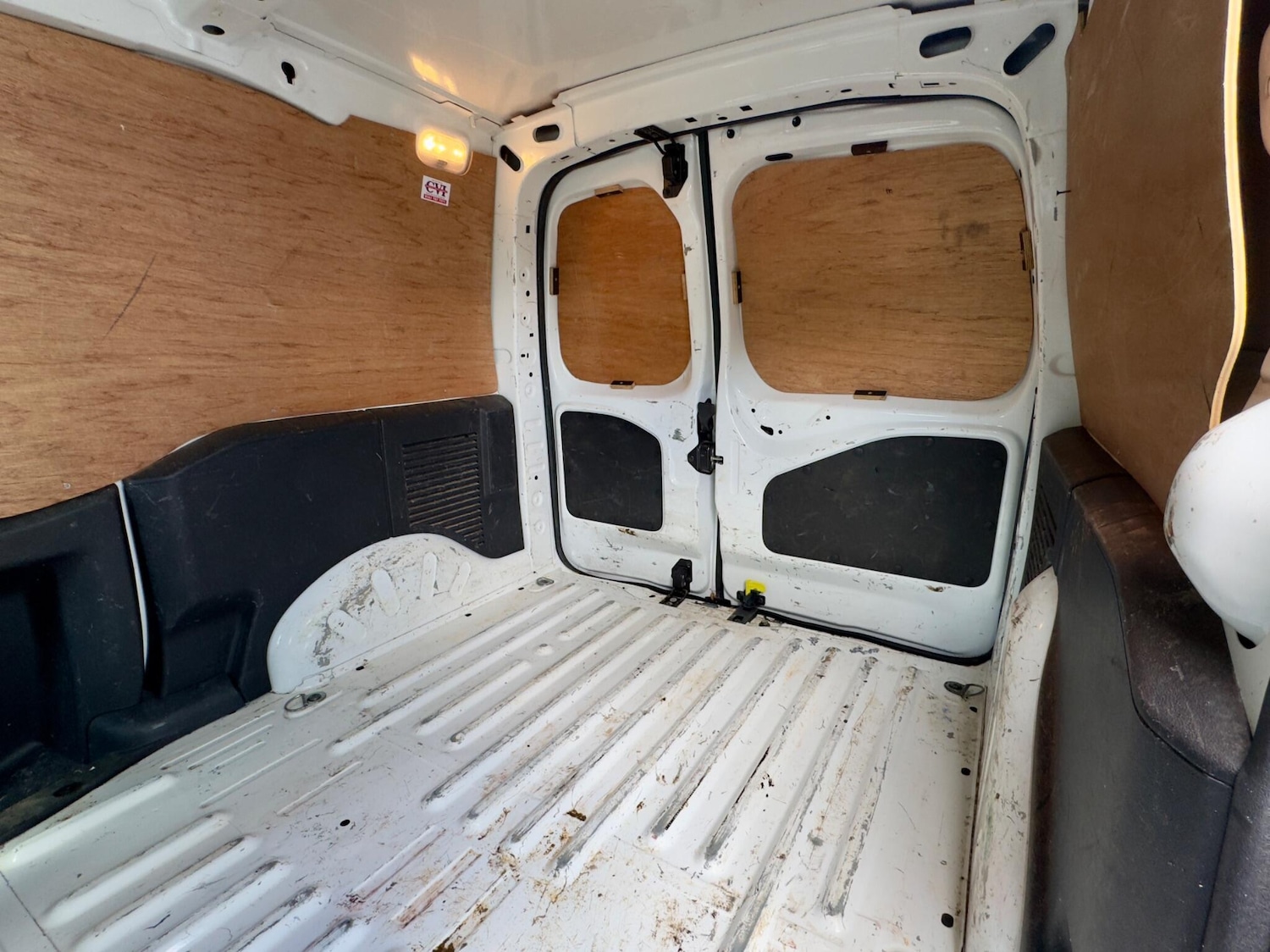 Used Peugeot Partner 2013 for sale - 77460529: Photo 16