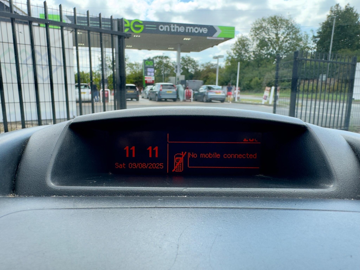 Used Peugeot Partner 2013 for sale - 77460529: Photo 24