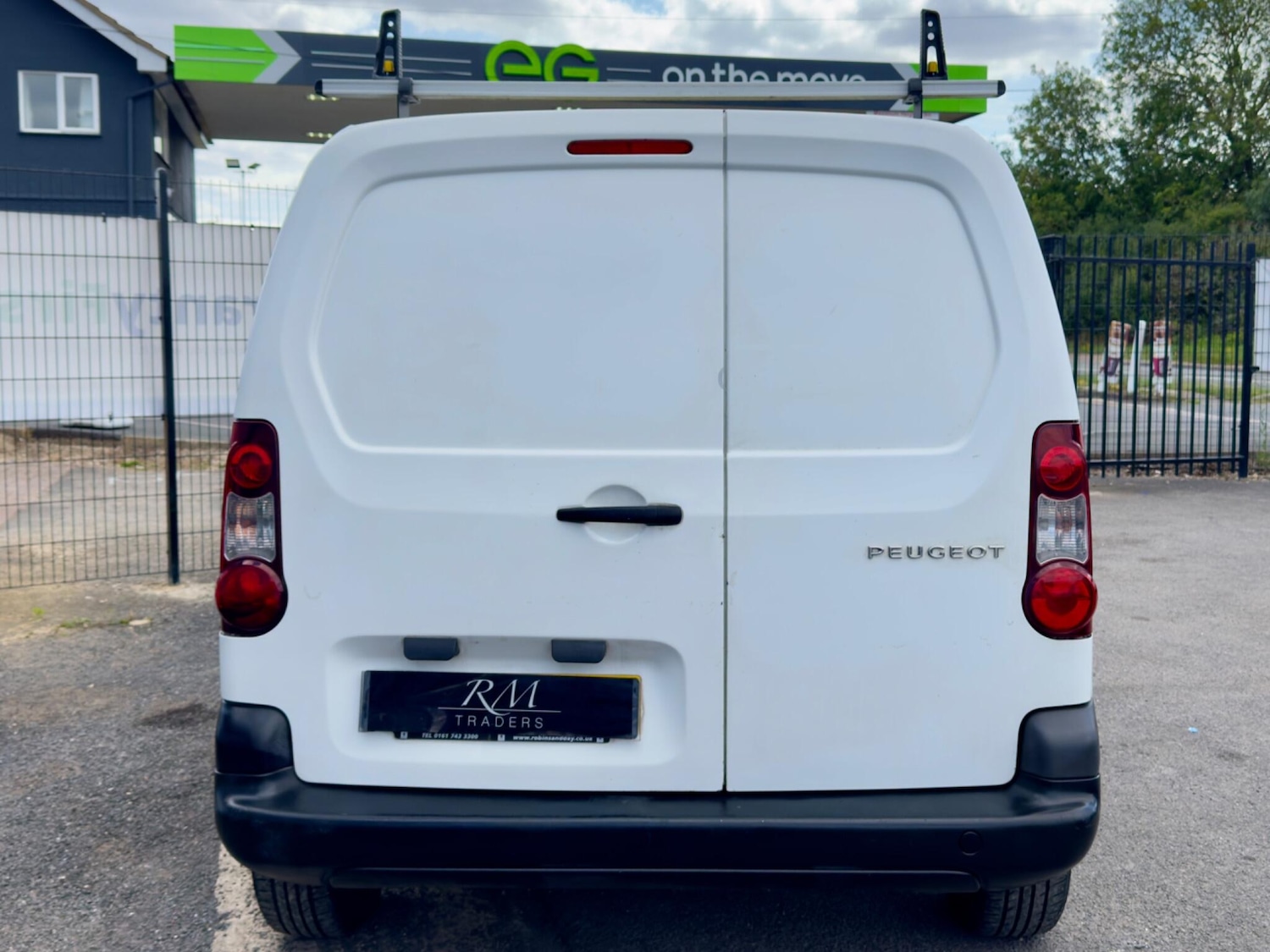 Used Peugeot Partner 2013 for sale - 77460529: Photo 9