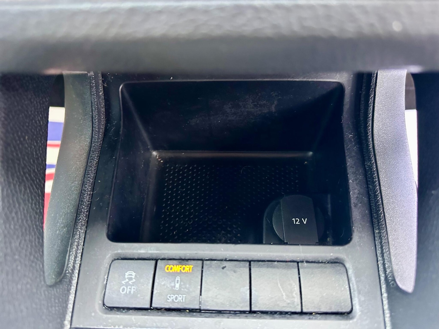 Used Volkswagen Scirocco 2011 for sale - 77400467: Photo 33