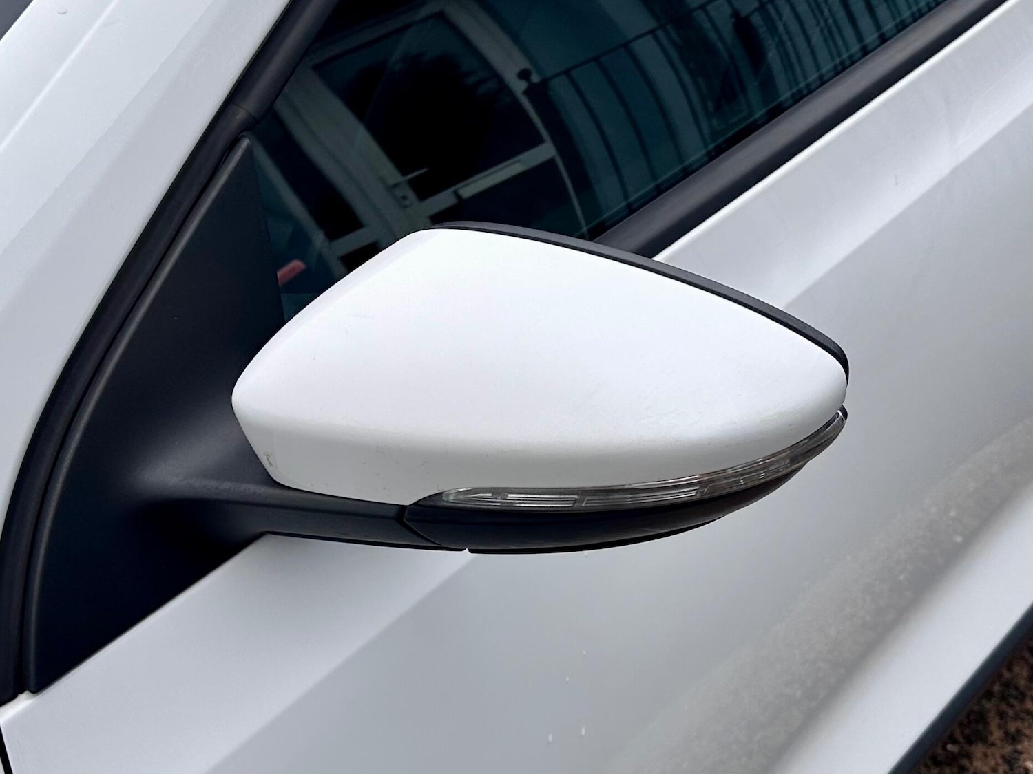 Used Volkswagen Scirocco 2011 for sale - 77400467: Photo 8