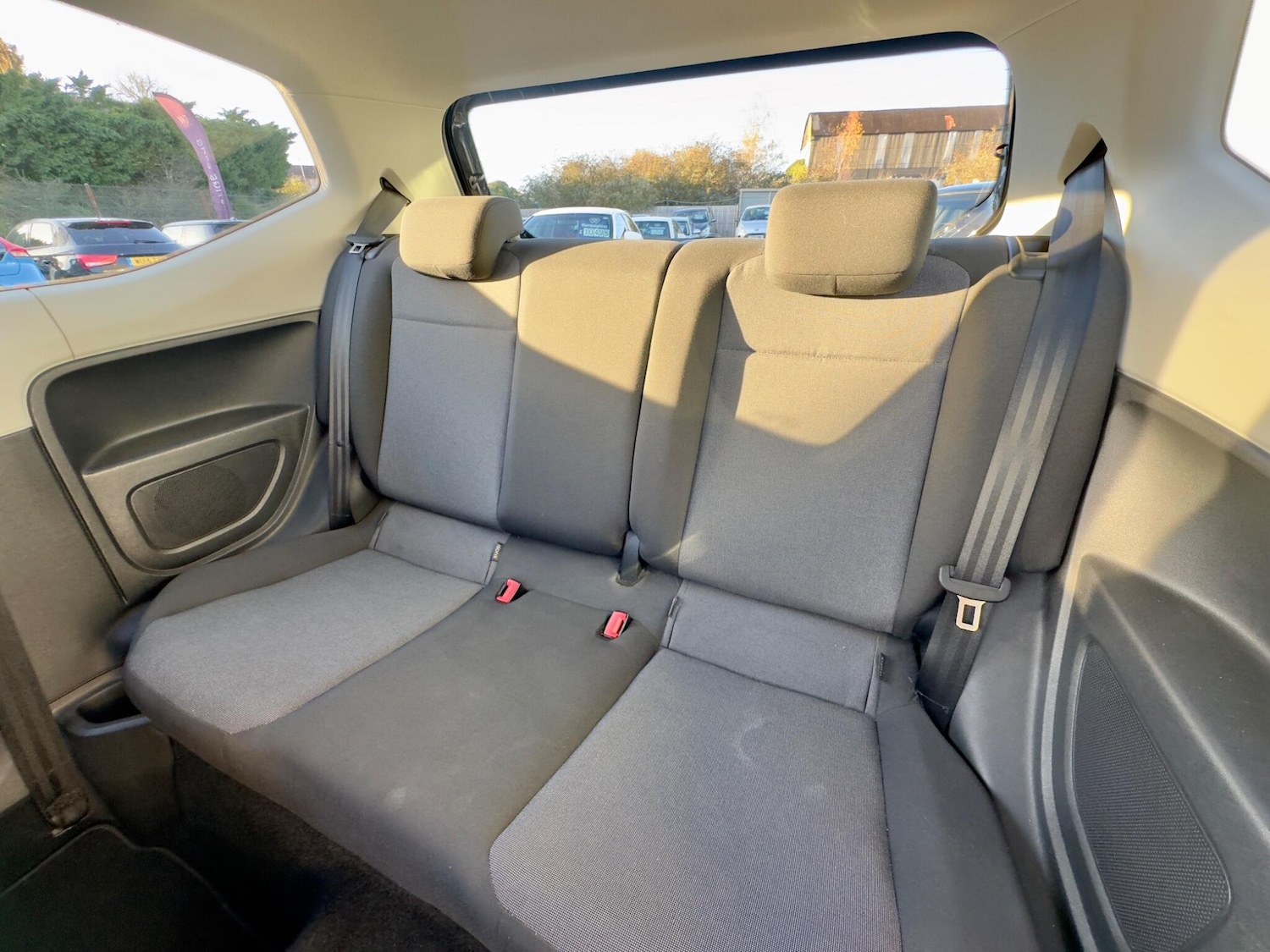 Used Volkswagen up! 2012 for sale - 77460510: Photo 16