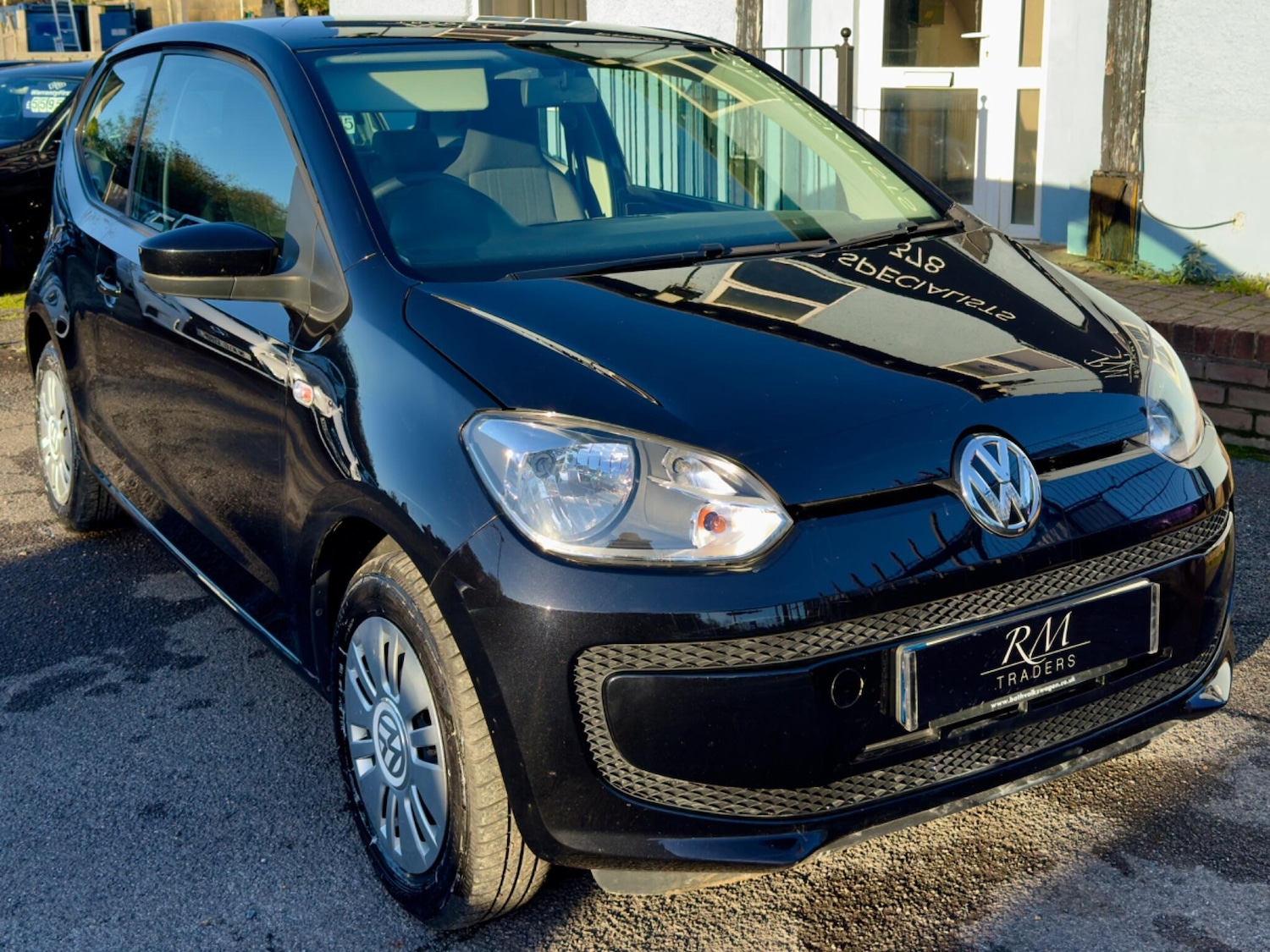 Used Volkswagen up! 2012 for sale - 77460510: Photo 2