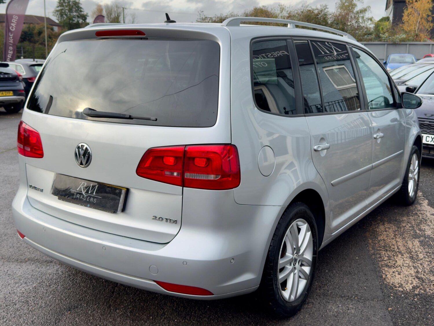 Used Volkswagen Touran 2010 for sale - 77460517: Photo 10