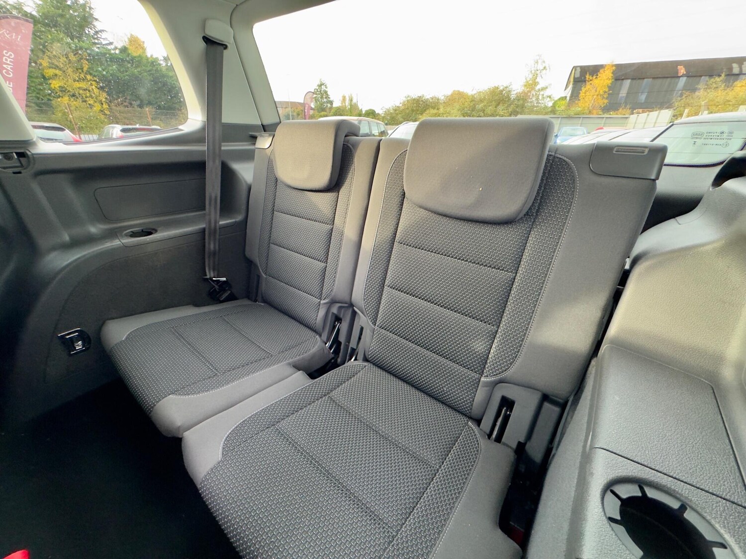 Used Volkswagen Touran 2010 for sale - 77460517: Photo 25