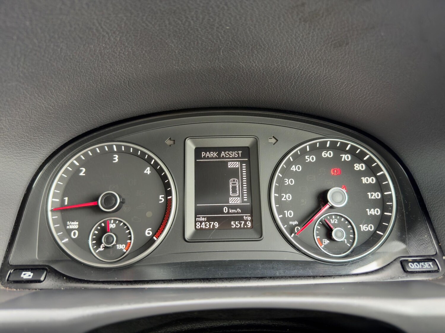 Used Volkswagen Touran 2010 for sale - 77460517: Photo 37