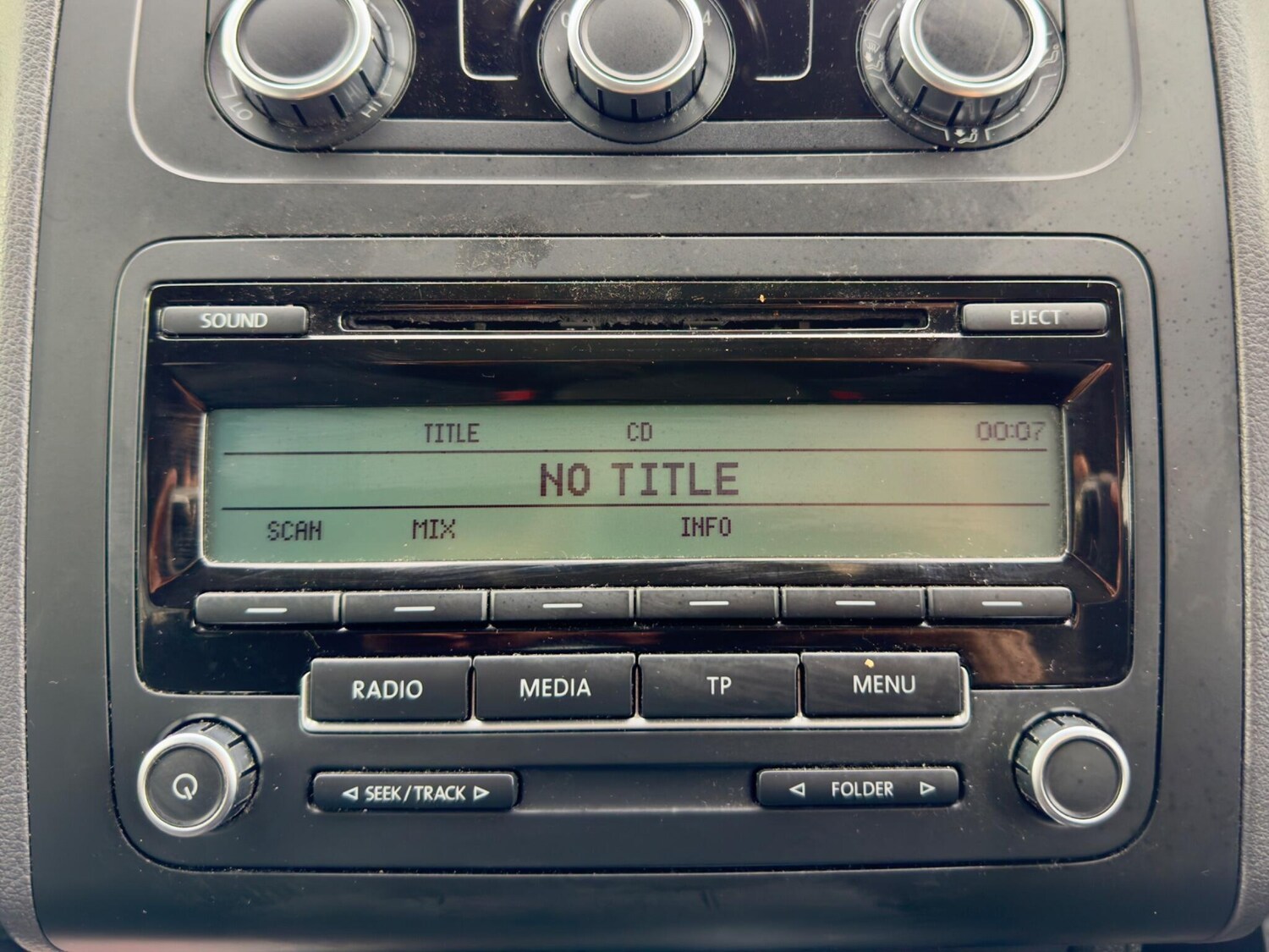 Used Volkswagen Touran 2010 for sale - 77460517: Photo 43