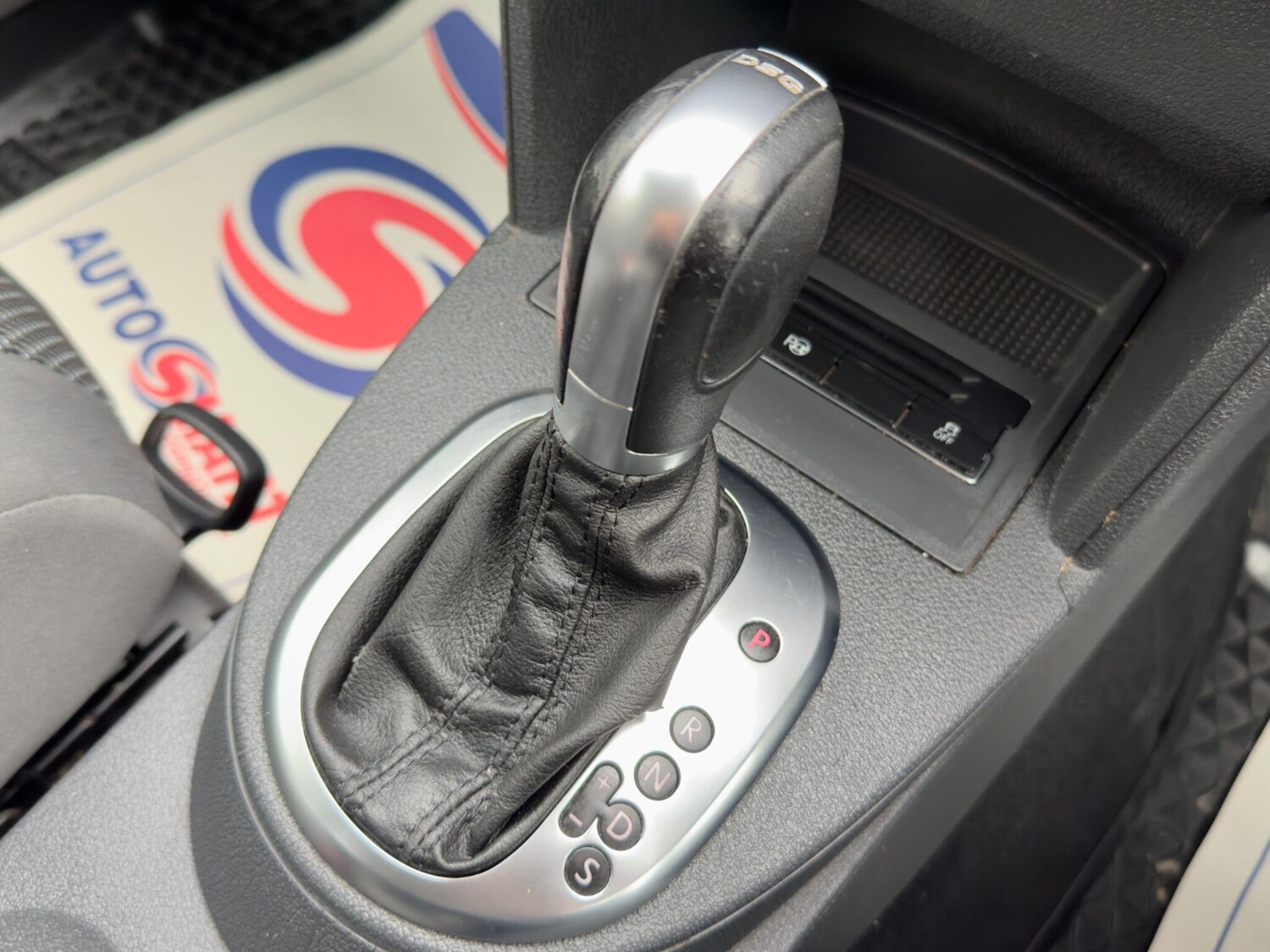 Used Volkswagen Touran 2010 for sale - 77460517: Photo 46