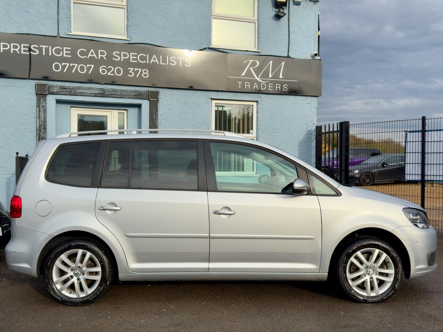 Used Volkswagen Touran 2010 for sale - 77460517: Photo 7