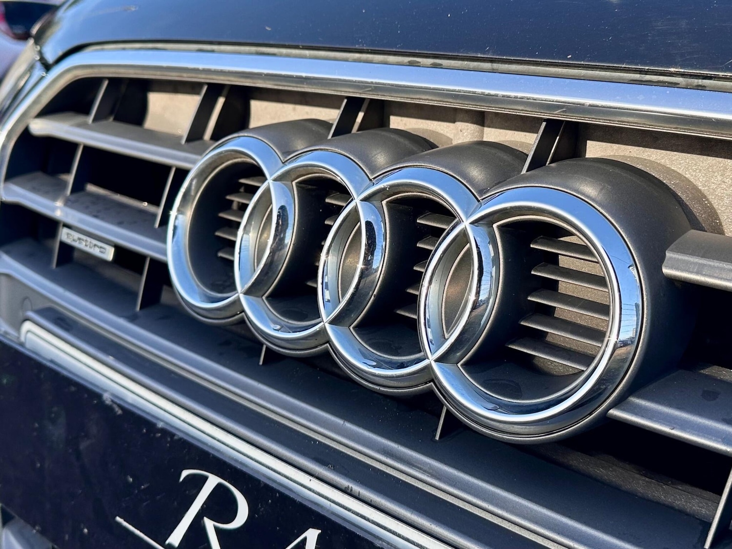 Used Audi A4 2013 for sale - 77460541: Photo 6