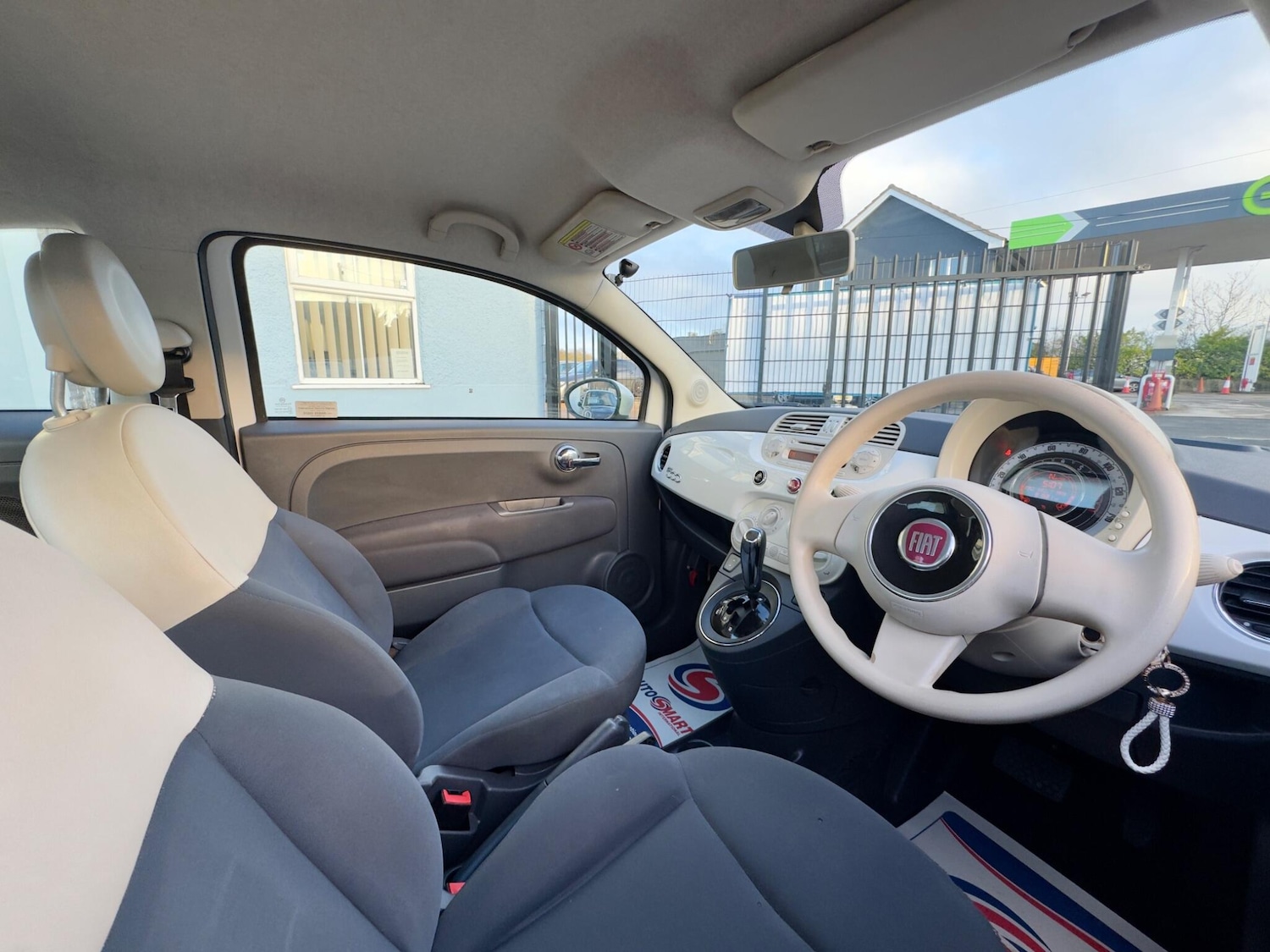 Used Fiat 500 2010 for sale - 77440936: Photo 11