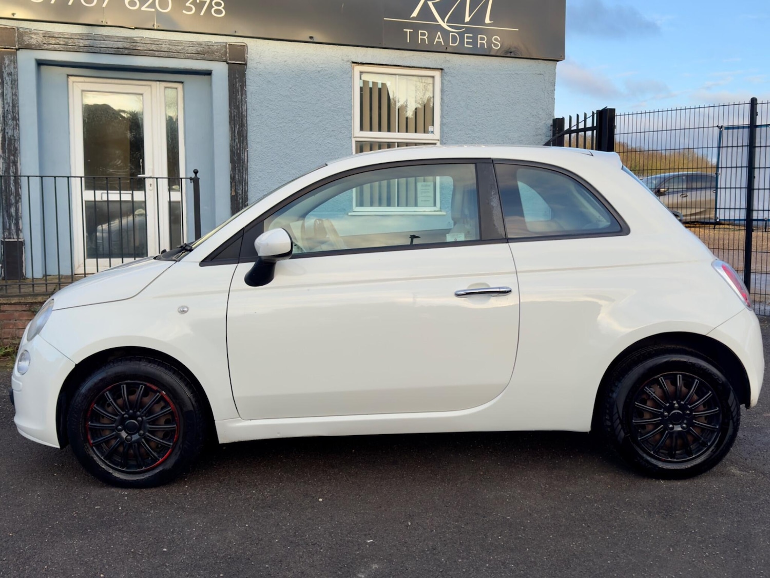 Used Fiat 500 2010 for sale - 77440936: Photo 5